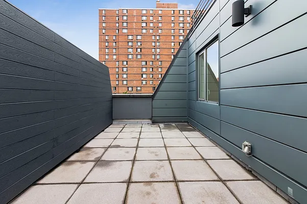 Rented by Douglas Elliman | media 16