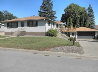 107 Cheryl St, Postville, IA 52162