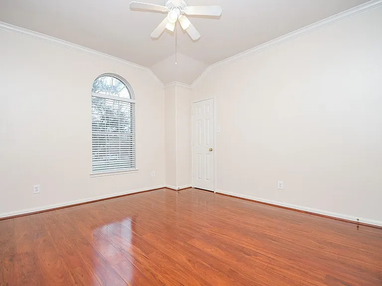 14234 Silver Glade Ln — Photo 13