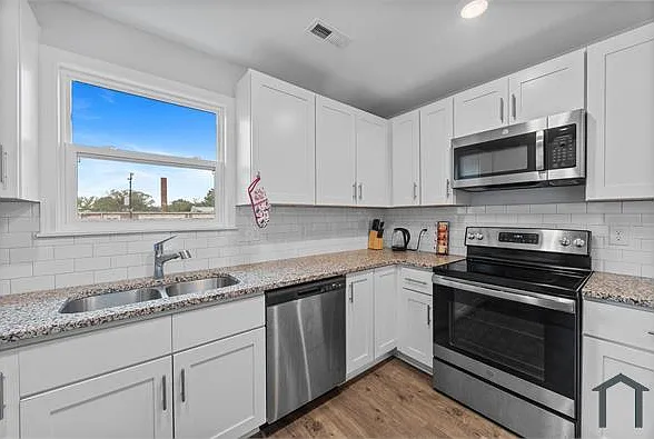607 Dowd St #ADU — Photo 15