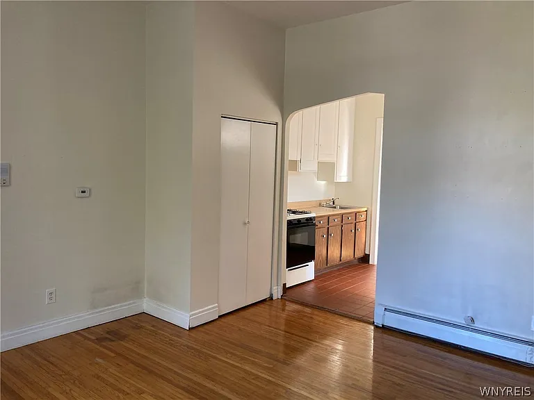 455 Franklin St #5 — Photo 8
