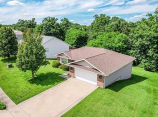 4008 Southampton Dr, Jefferson City, MO 65109