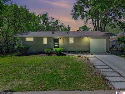 6215 Randolph St, Lincoln, NE, 68510