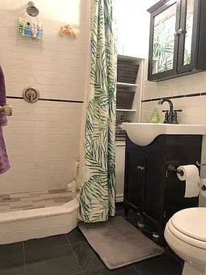 Rented by REAL New York | media 17