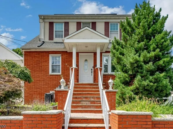 446 Post Ave, Lyndhurst Twp., NJ 07071