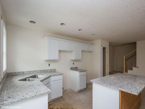 5th image of 2631 NW Penny Ln