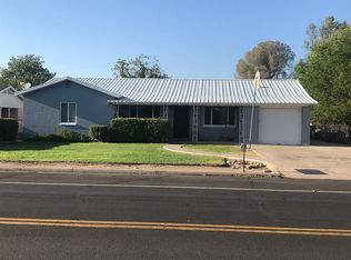 914 W 10th St, Safford, AZ 85546