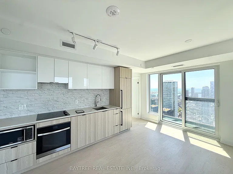 252 Church St #5315 — Photo 4