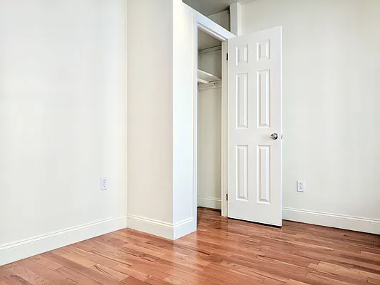 Rented by Platinum Properties | media 46