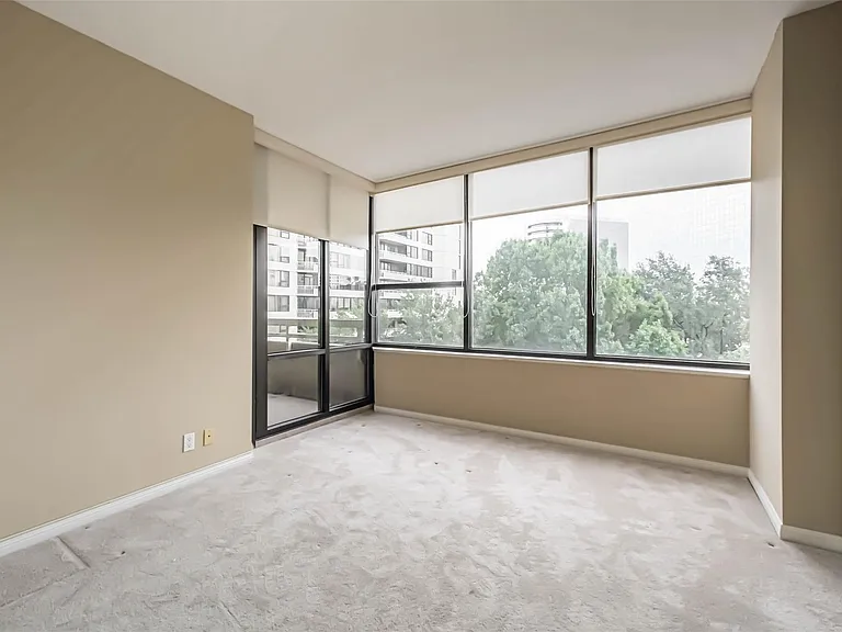 15 Greenway Plz #5C — Photo 14