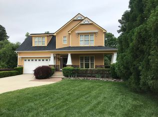 118 Wheatsbury Dr, Cary, NC 27513