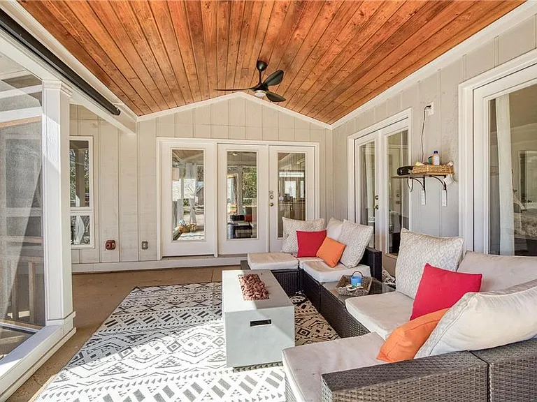 5259 Vernon Springs Trl — Photo 15
