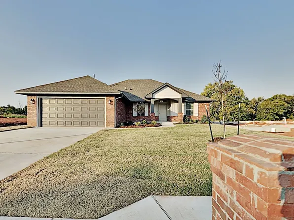 7037 Hidden Trail Ln, Warr Acres, OK 73132