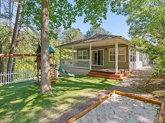 5th image of 10700 Lonnie Ln