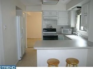 132 Granite Hill Ct, Langhorne, PA 19047
