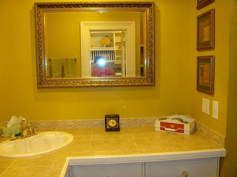 22 Charlotte St #HISTORIC COZY COTTAG — Photo 8