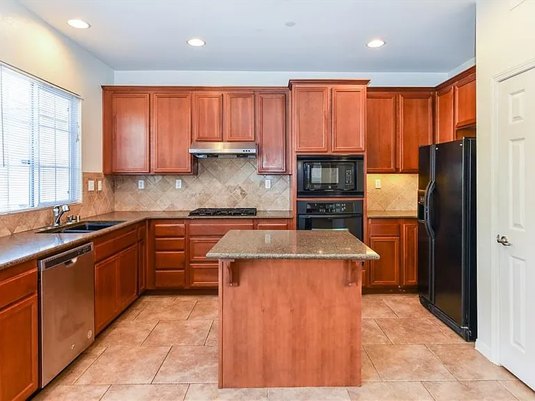 4557 Brandi Ln — Photo 4