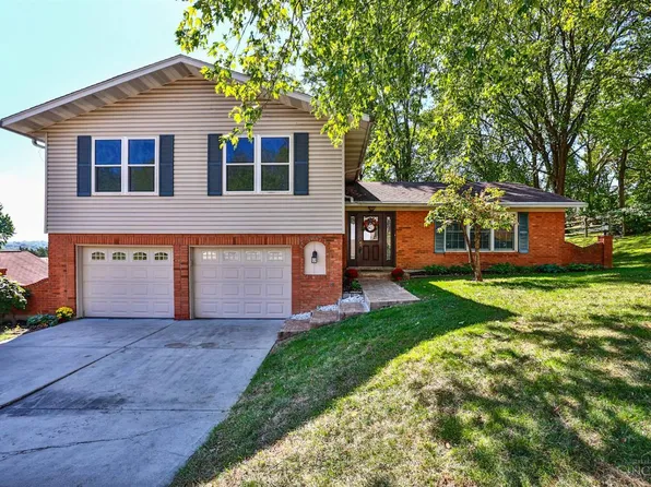 1627 Congress Hill Ln, Fairfield, OH 45014