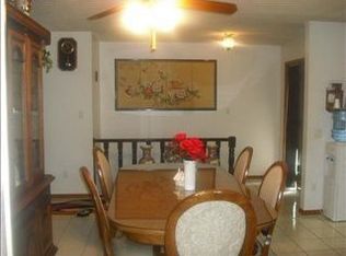 1112 E Chestnut Rd, Derby, KS 67037