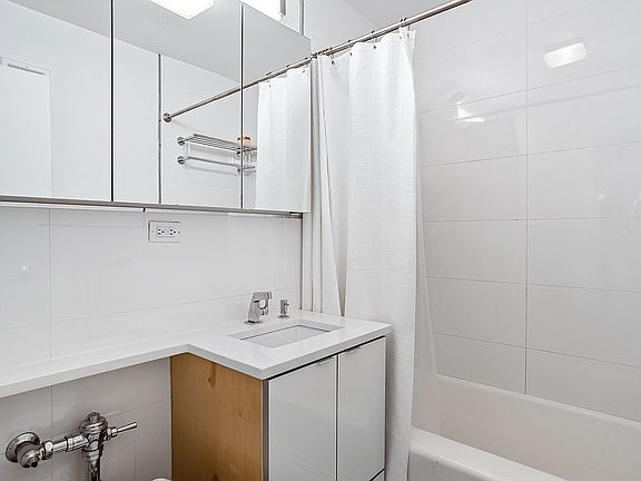 5th image of 411 E 57th St APT 11D
