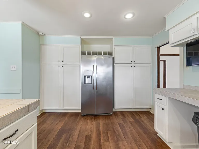 140 Orangewood Dr — Photo 9