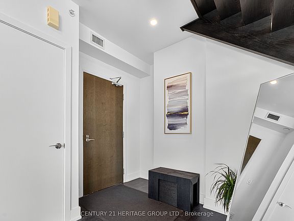 3rd image of 2910 Highway 7 Rd #Penthouse 05-3605