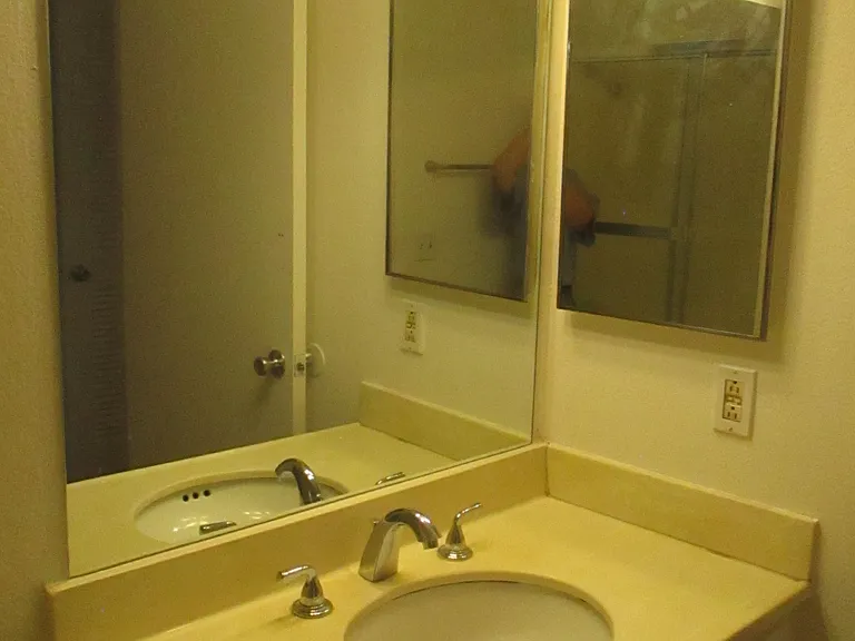 7005 Jordan Ave #209 — Photo 17