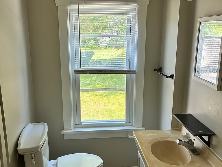 340 N Hook Rd #1 — Photo 3
