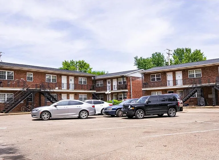 2425 N Park Dr #1A — Photo 5