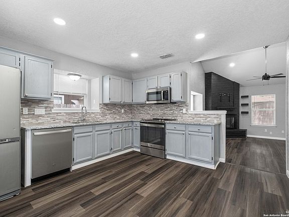 5th image of 6909 Quail Lake