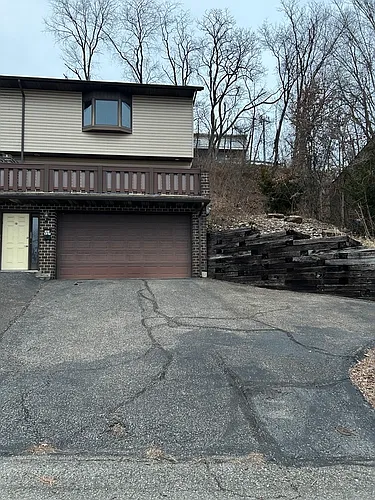 237 Walnut St Photo 1