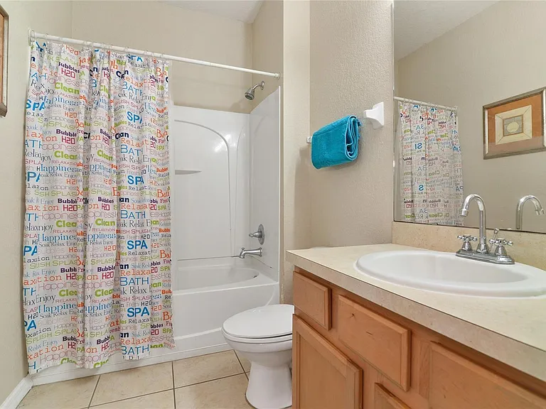 2414 Caravelle Cir #1 — Photo 38