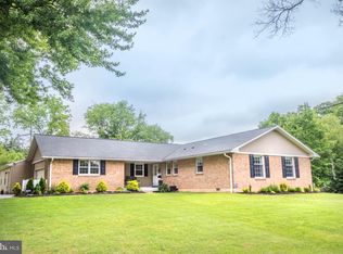 1213 Larkal Dr, Wilmington, DE 19803