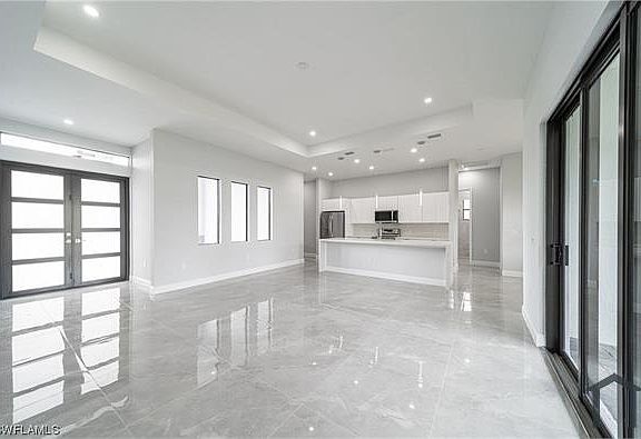 3rd image of 2509 SW 37th Ter