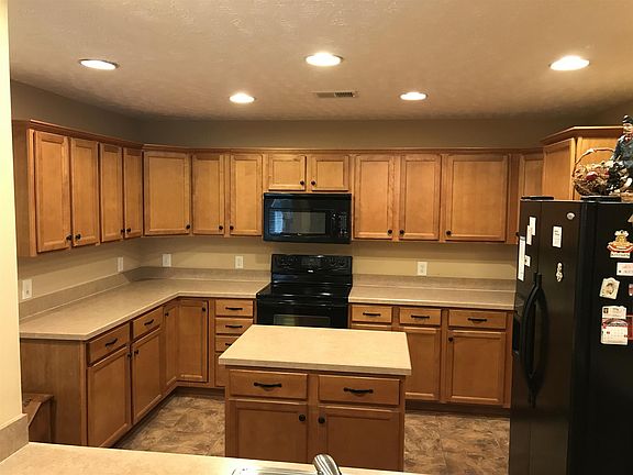 4th image of 156 Speedwell Ln #156