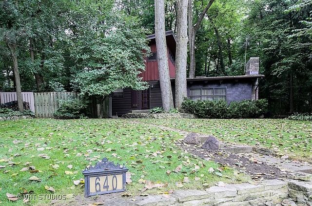 1st image of 640 Cumnor Ave