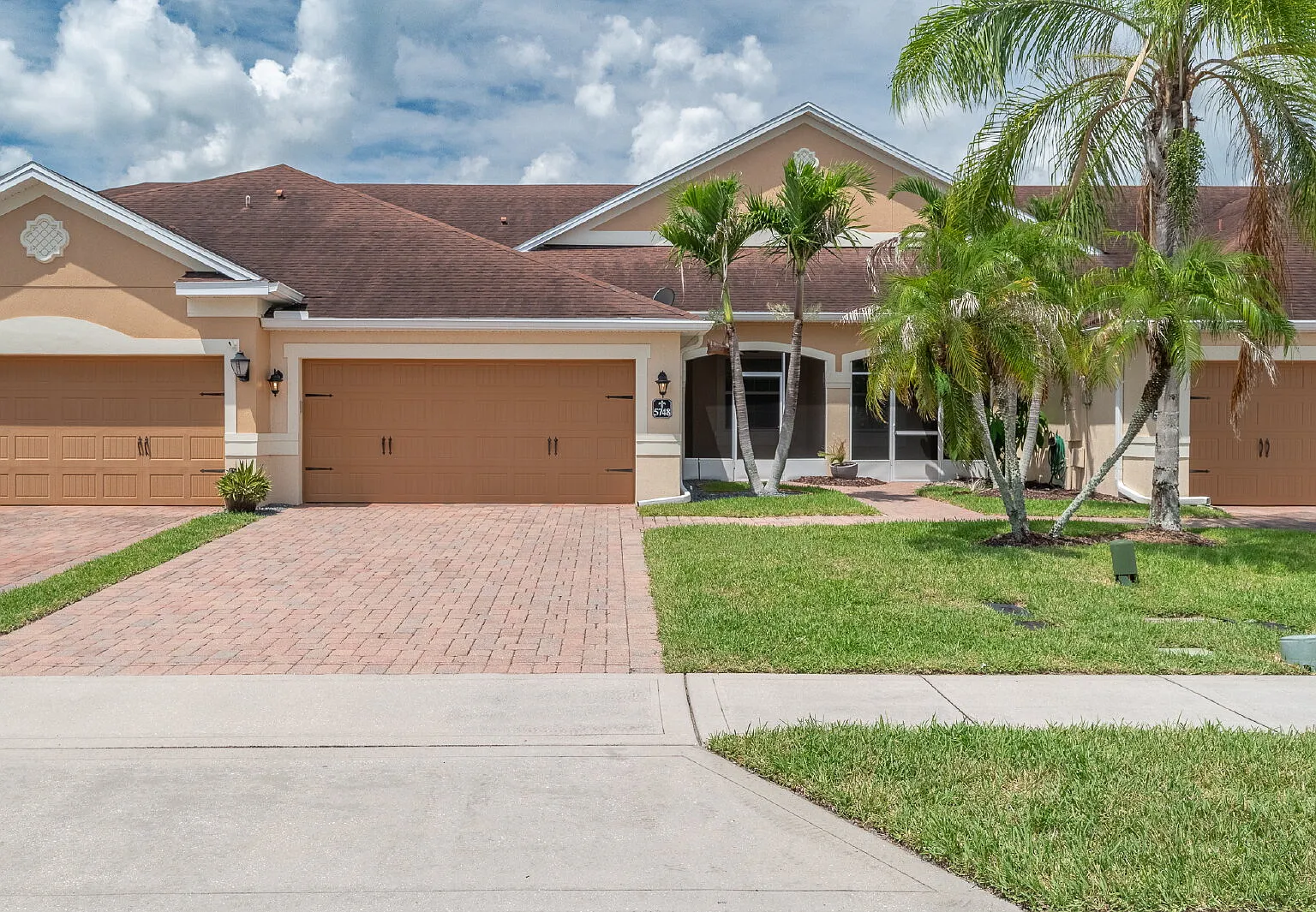 3 bed, 2.0 bath, 1502 sqft, $2,499 — Photo 1