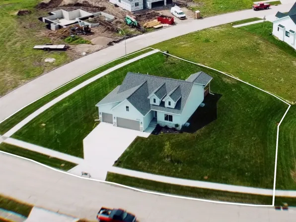4632 179th St, Urbandale, IA 50323