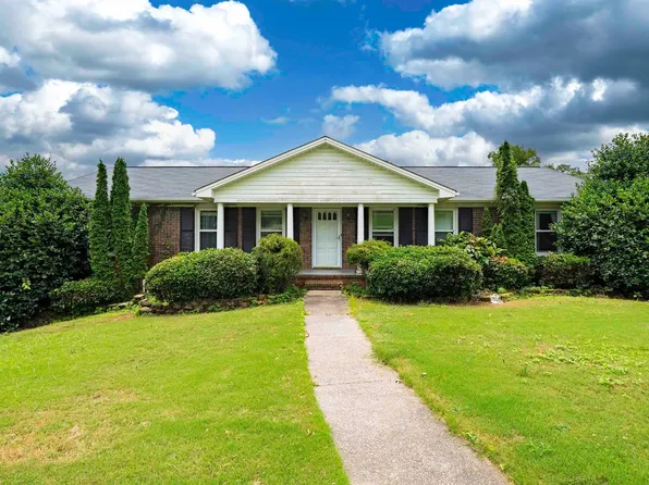 2421 Jamestown Dr, Birmingham, AL 35226