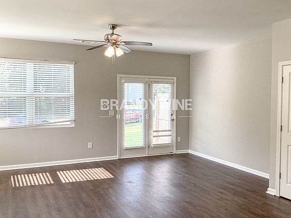 5th image of 6401 Kennonbriar Ct