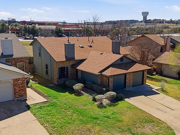 3rd image of 317/319 Rawhide Loop