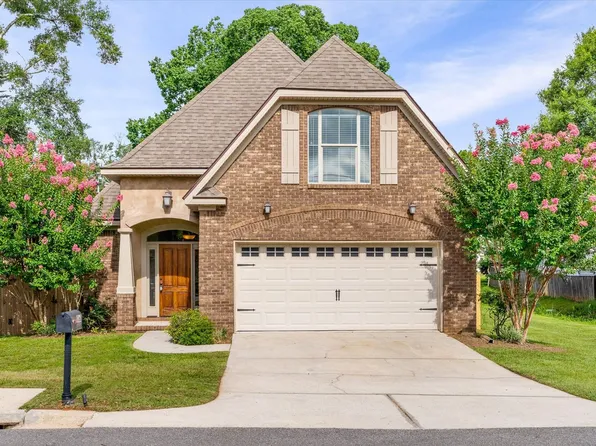1060 Linlen Ave, Mobile, AL 36609