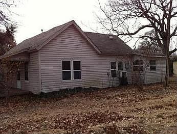 2nd image of 439 N McCord Rd