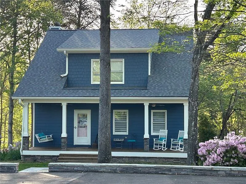Building Photo - 4060R Merritt Dr