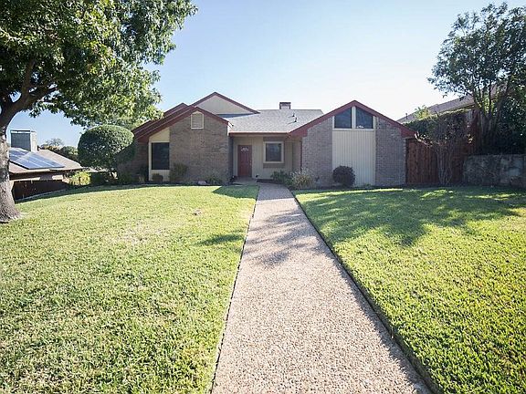 2nd image of 2754 Spyglass Dr
