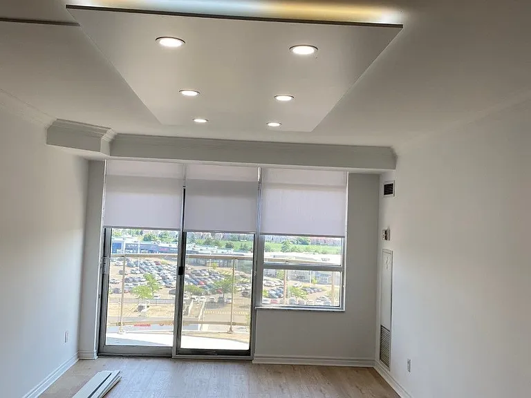 35 Kingsbridge Garden Cir #1008 — Photo 16