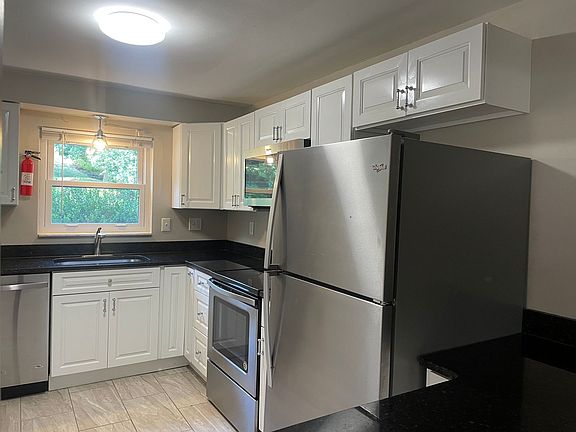 3rd image of 7401-7403 Brighton Rd