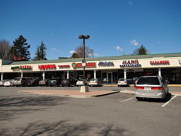 2nd image of 25248 58th Ave