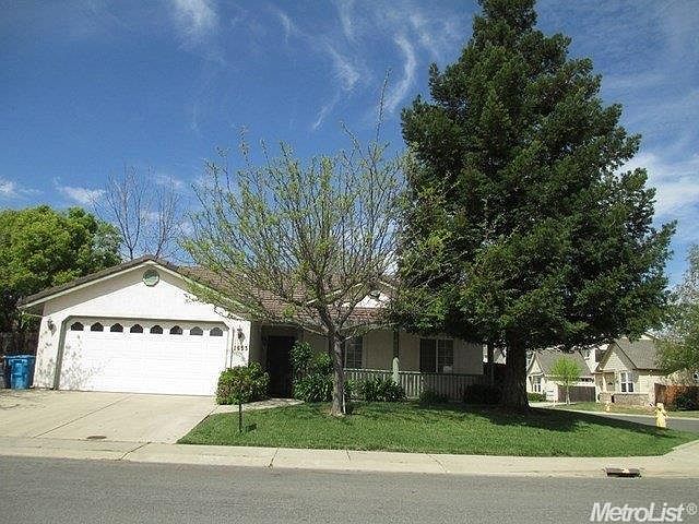 1st image of 1653 Michelle Dr