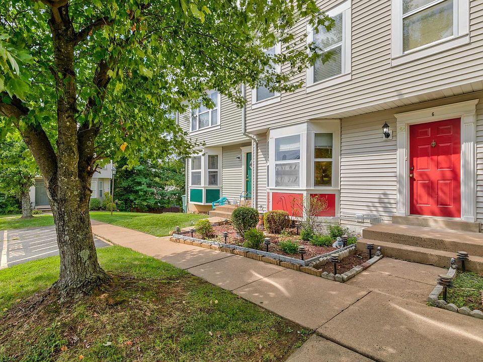 1st image of 66 Falmouth Ct